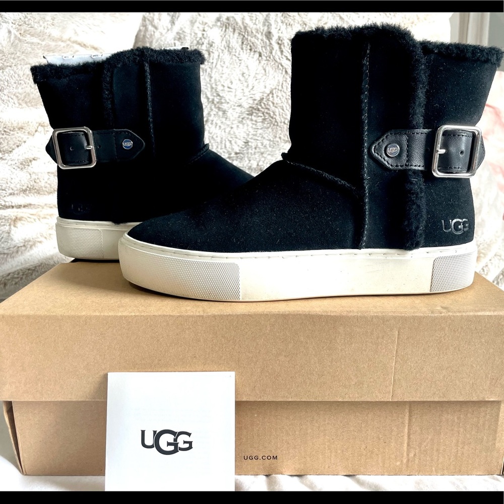 UGG - W Aika boots